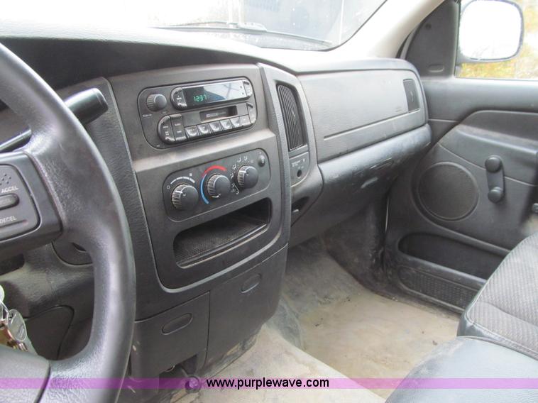 image for item K6397 2005 Dodge Ram 1500 pickup truck