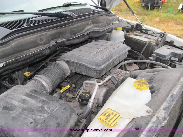 image for item K6397 2005 Dodge Ram 1500 pickup truck