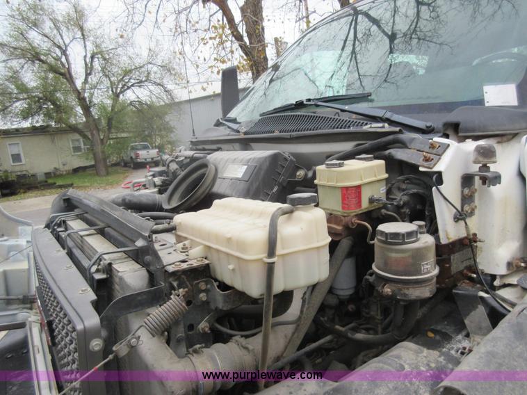 image for item K7531 2009 GMC C5500 service truck