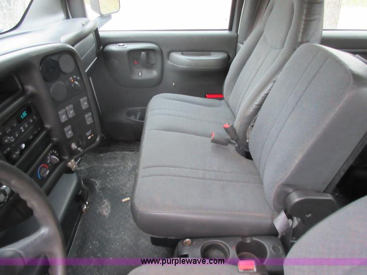 image for item K7531 2009 GMC C5500 service truck