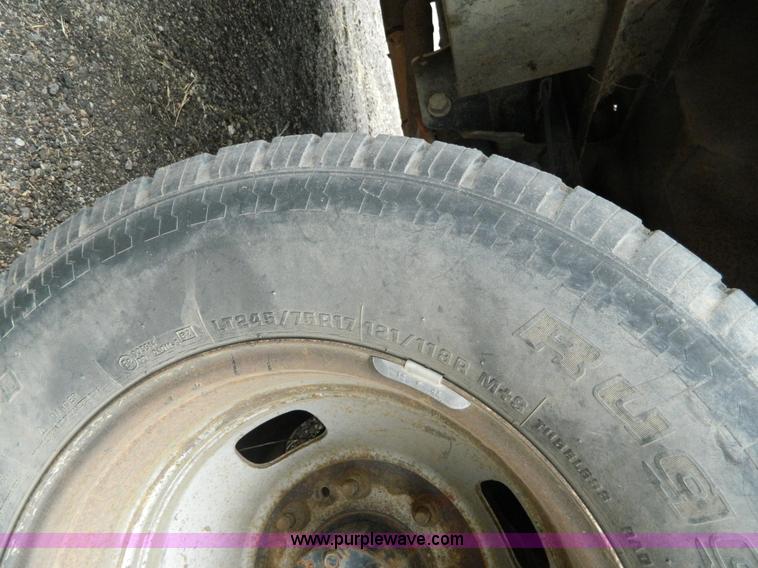 image for item K8226 2008 Ford F350 Super Duty service truck