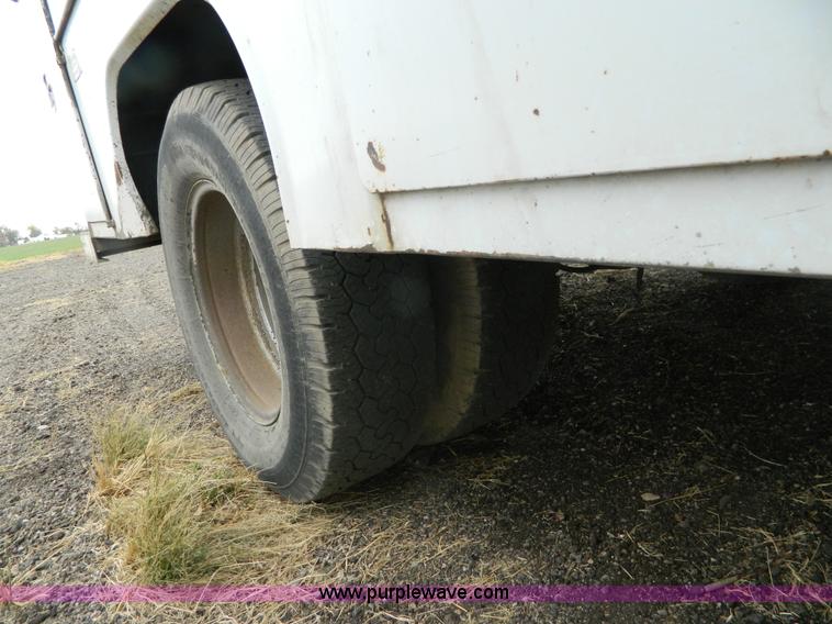 image for item K8226 2008 Ford F350 Super Duty service truck