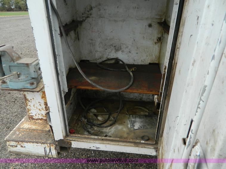 image for item K8226 2008 Ford F350 Super Duty service truck