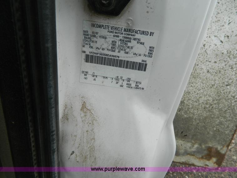 image for item K8226 2008 Ford F350 Super Duty service truck