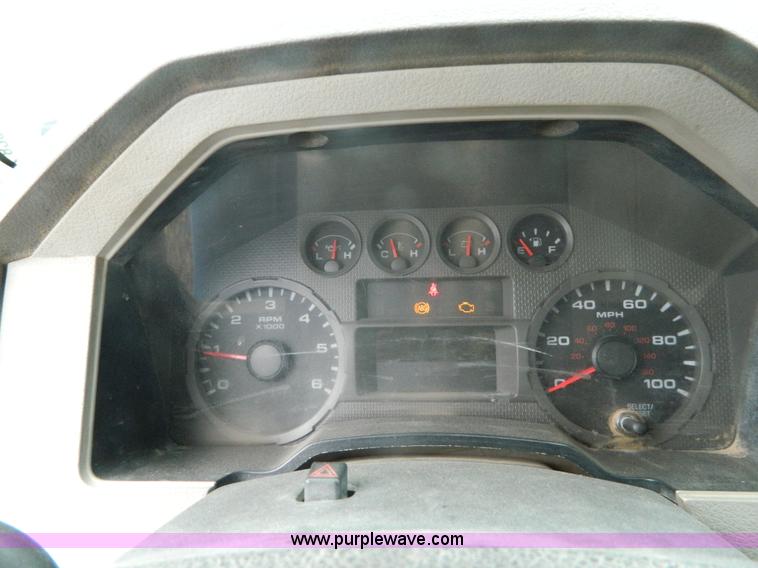 image for item K8226 2008 Ford F350 Super Duty service truck
