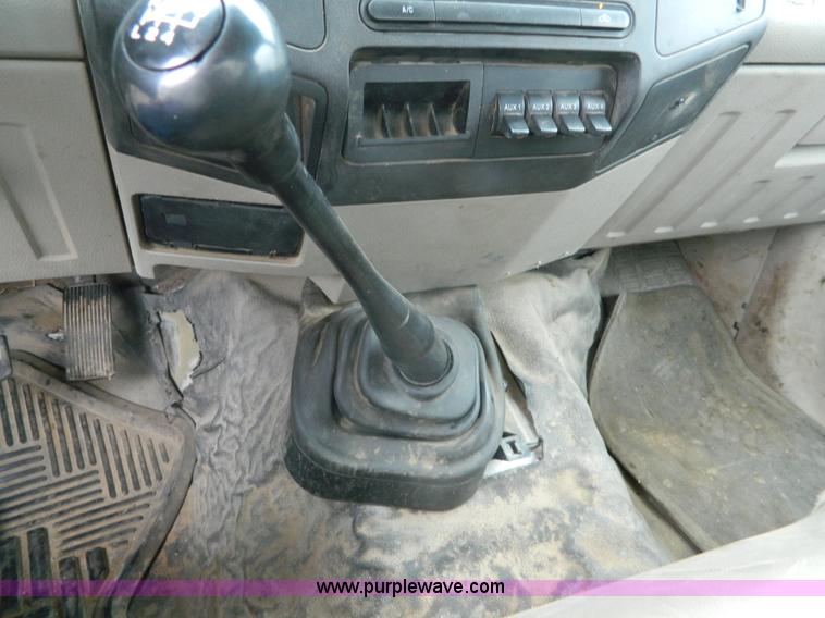 image for item K8226 2008 Ford F350 Super Duty service truck