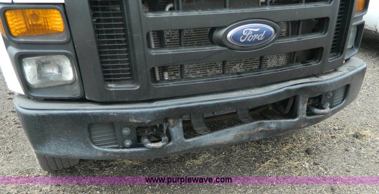 image for item K8226 2008 Ford F350 Super Duty service truck