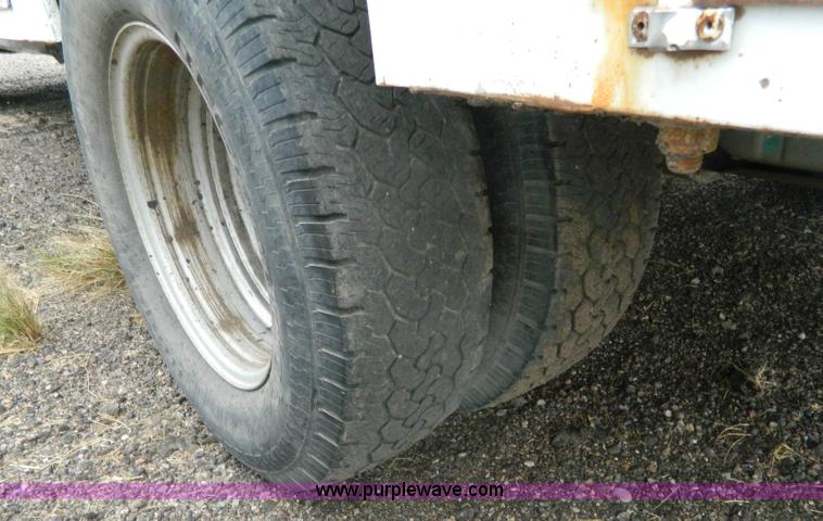 image for item K8227 2006 Ford F350 Super Duty utility truck