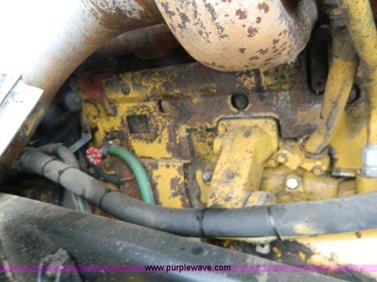 image for item K8228 1989 Freightliner FLD semi truck