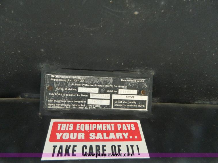 image for item K8229 1989 Ingersoll Rand SD150F single drum vibratory compactor