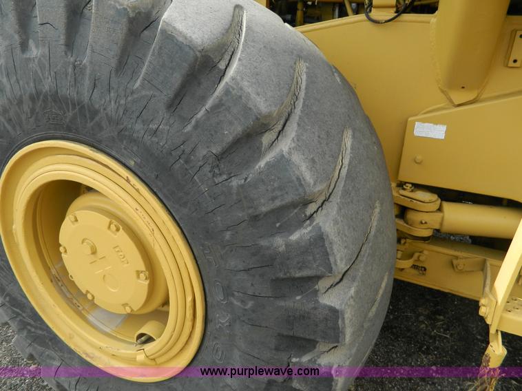 image for item K8230 1985 Komatsu WA450 wheel loader