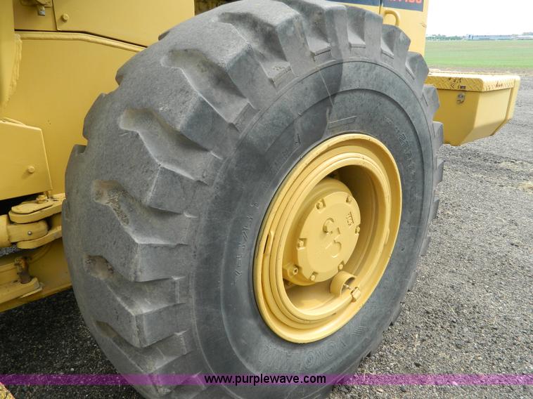 image for item K8230 1985 Komatsu WA450 wheel loader