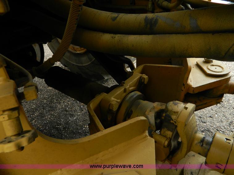 image for item K8230 1985 Komatsu WA450 wheel loader