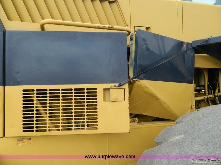 image for item K8230 1985 Komatsu WA450 wheel loader