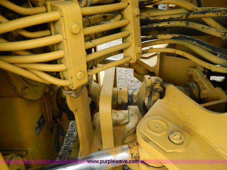 image for item K8230 1985 Komatsu WA450 wheel loader