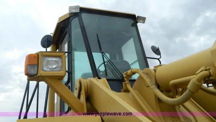 image for item K8230 1985 Komatsu WA450 wheel loader