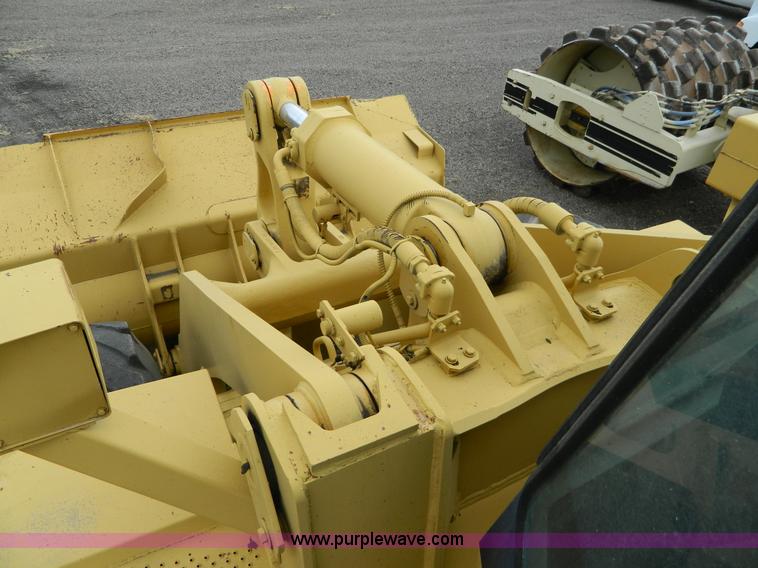 image for item K8230 1985 Komatsu WA450 wheel loader