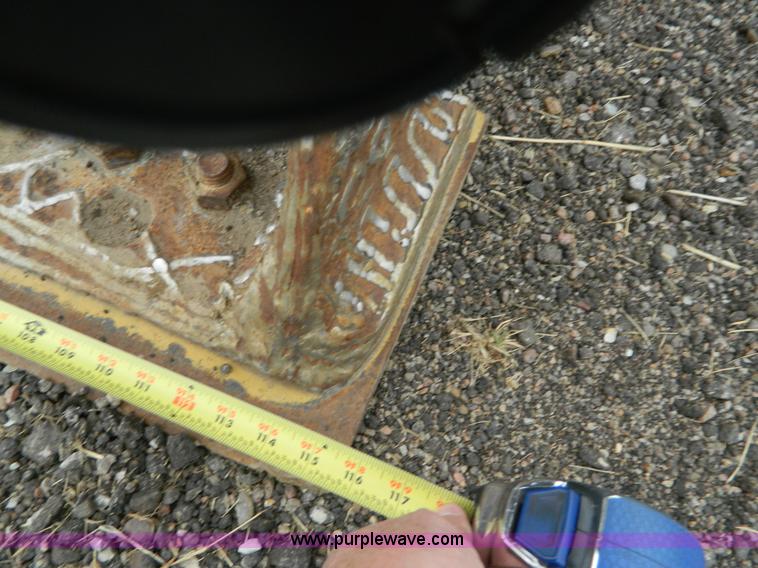 image for item K8231 1977 Caterpillar 966C wheel loader