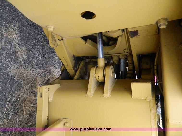 image for item K8232 1979 Caterpillar 950 wheel loader