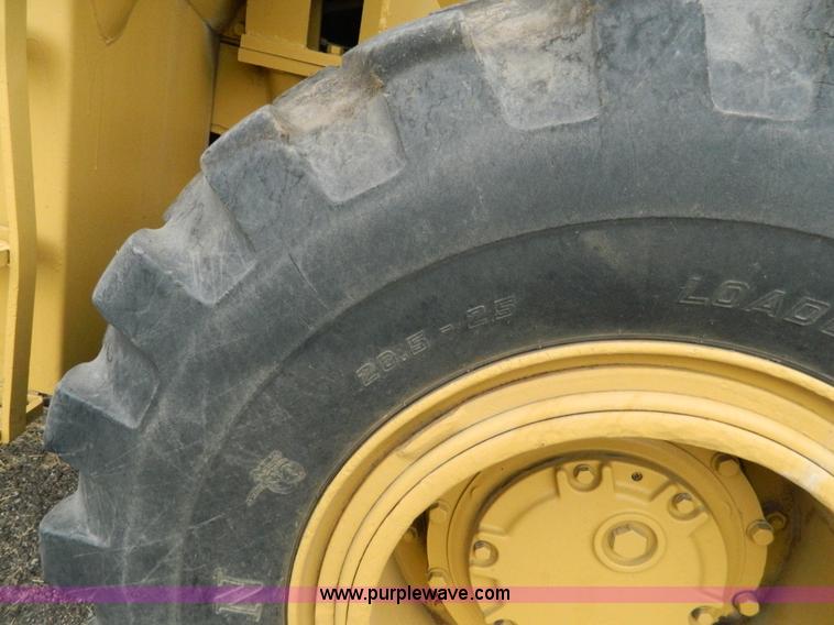 image for item K8232 1979 Caterpillar 950 wheel loader