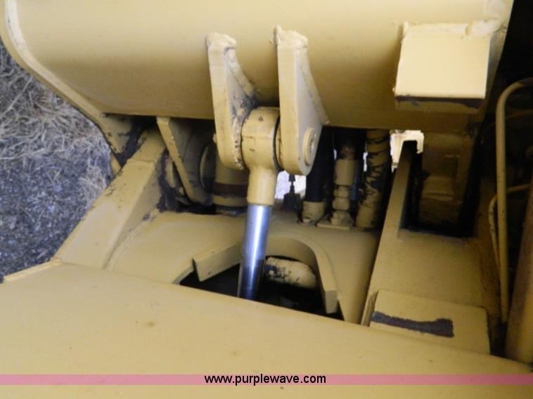 image for item K8232 1979 Caterpillar 950 wheel loader