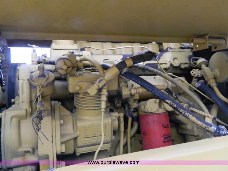 image for item K8232 1979 Caterpillar 950 wheel loader