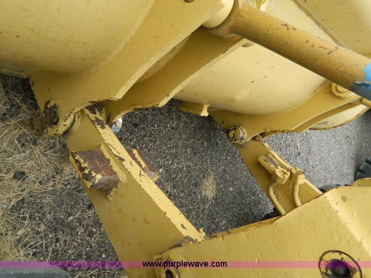 image for item K8232 1979 Caterpillar 950 wheel loader