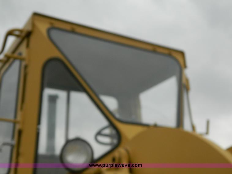 image for item K8232 1979 Caterpillar 950 wheel loader
