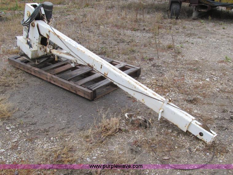 image for item L1802 Venco ET5500M service crane