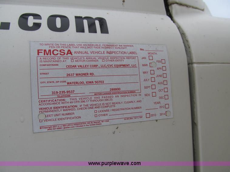 image for item L1804 1984 Mack DM685S cab and chassis