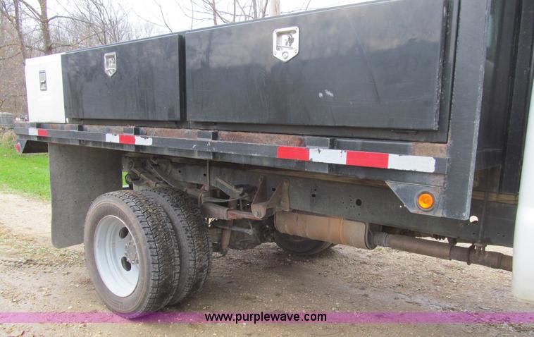 image for item L1808 2008 Ford F450 XL Super Duty flatbed truck