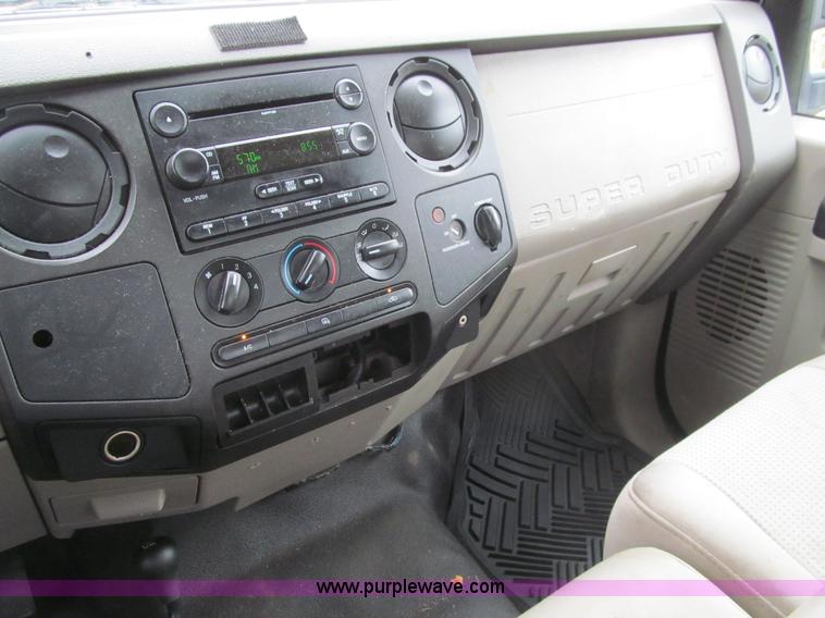 image for item L1808 2008 Ford F450 XL Super Duty flatbed truck