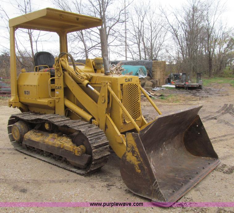 image for item L1809 1979 Caterpillar 931 track loader