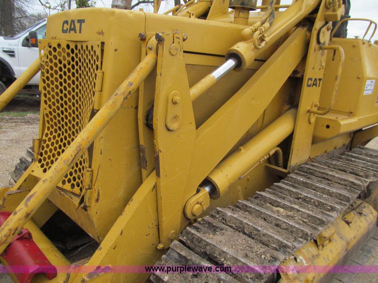 image for item L1809 1979 Caterpillar 931 track loader