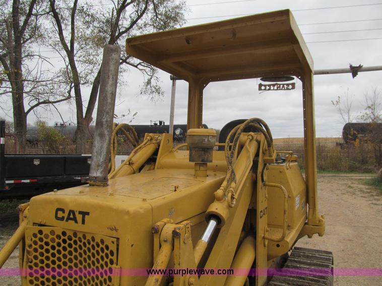 image for item L1809 1979 Caterpillar 931 track loader