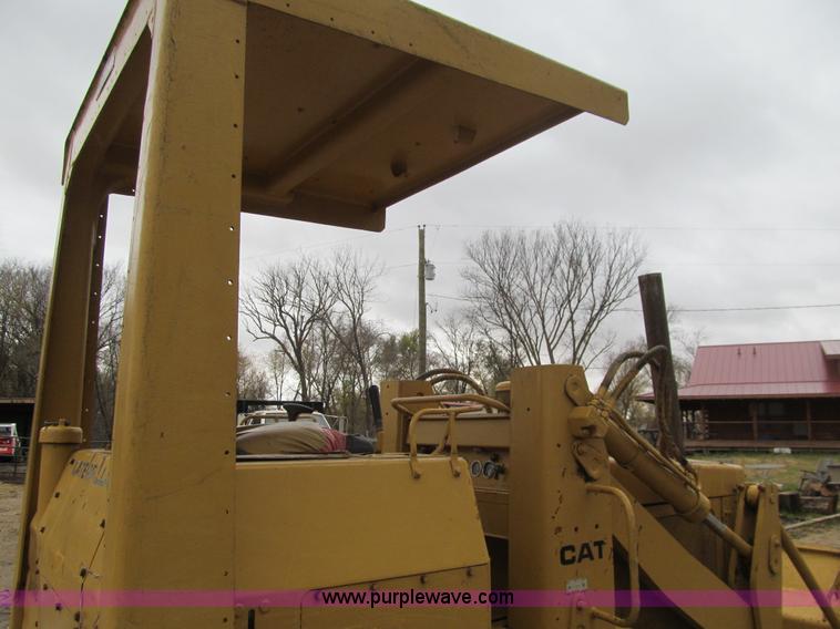 image for item L1809 1979 Caterpillar 931 track loader