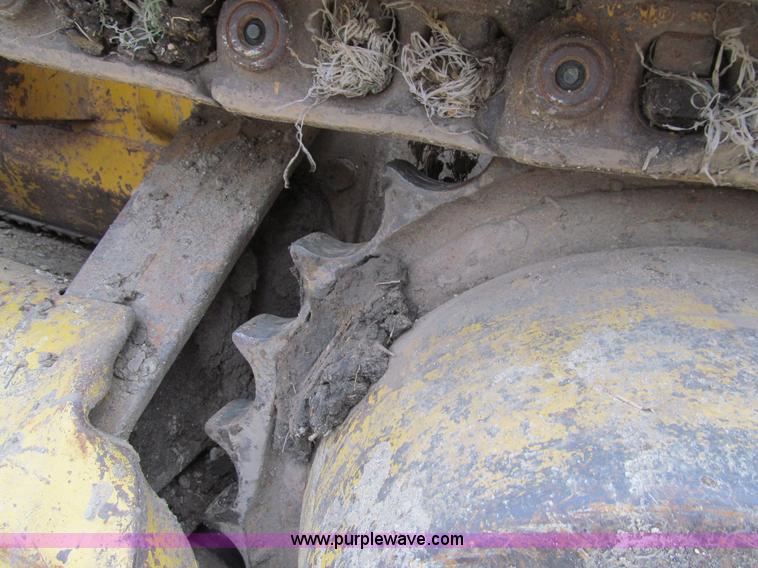 image for item L1809 1979 Caterpillar 931 track loader