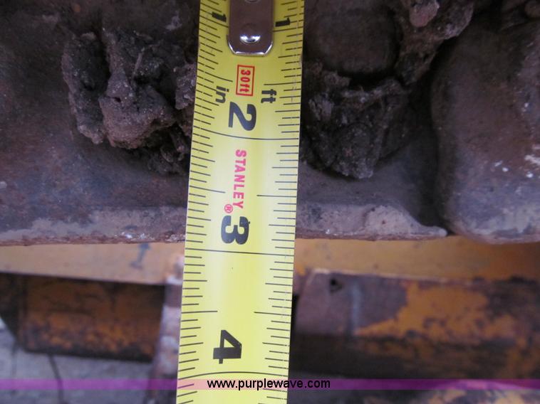 image for item L1809 1979 Caterpillar 931 track loader