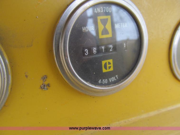 image for item L1809 1979 Caterpillar 931 track loader