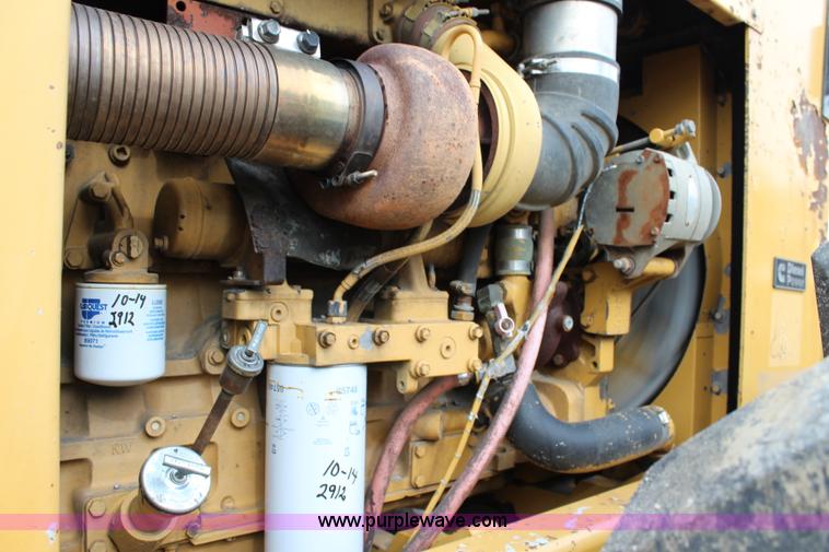 image for item L2435 2001 Buckeye 7200 Magnum drainage tile wheel trencher