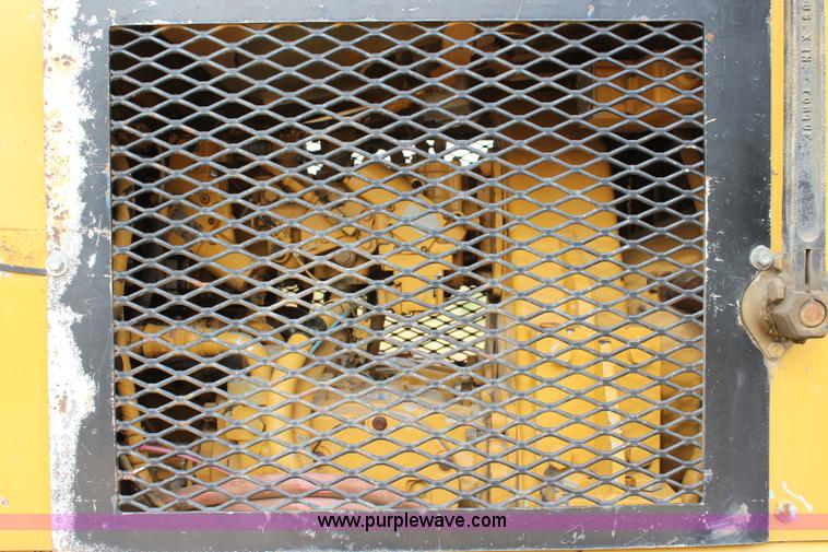 image for item L2435 2001 Buckeye 7200 Magnum drainage tile wheel trencher