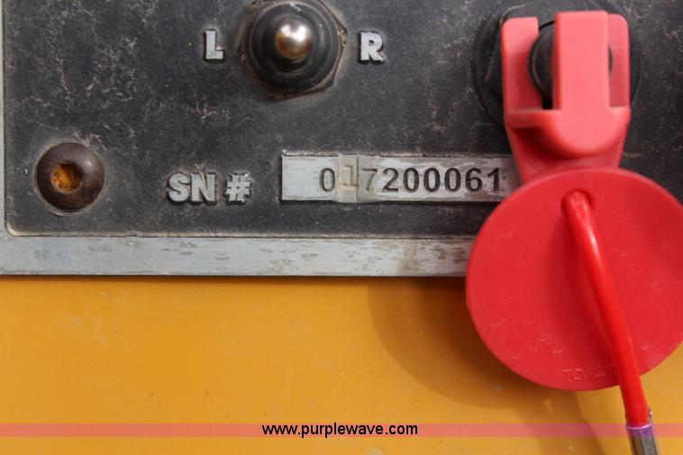 image for item L2435 2001 Buckeye 7200 Magnum drainage tile wheel trencher