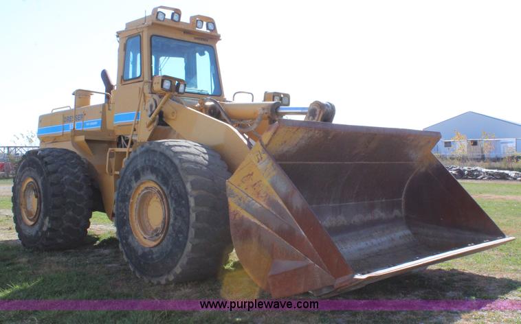 image for item L2438 1992 Dresser 555 wheel loader