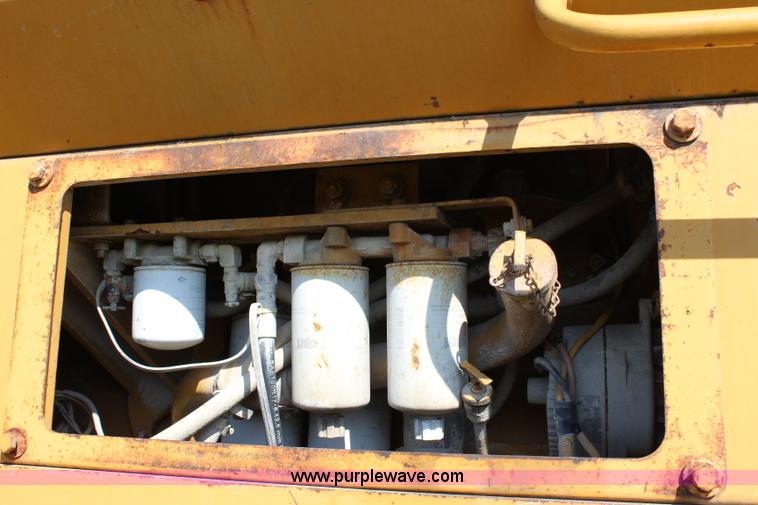 image for item L2438 1992 Dresser 555 wheel loader