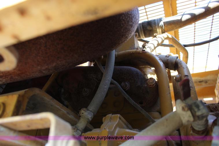 image for item L2438 1992 Dresser 555 wheel loader