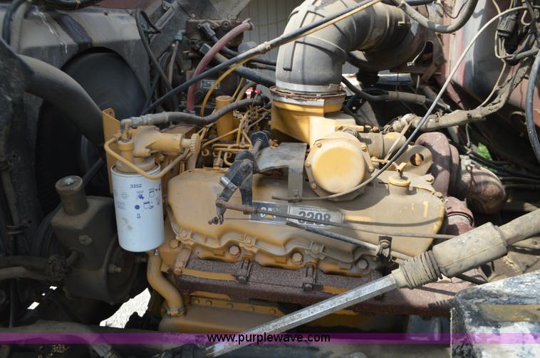 image for item L2788 1979 Ford 800 tree transplanter truck