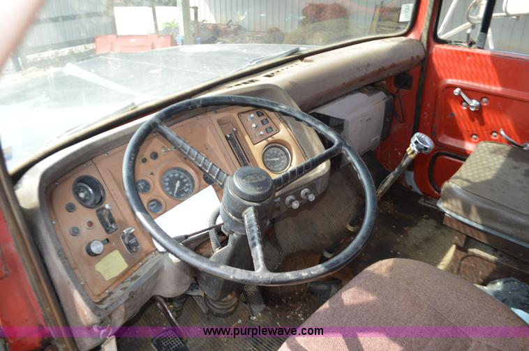 image for item L2788 1979 Ford 800 tree transplanter truck