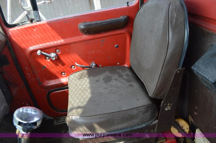 image for item L2788 1979 Ford 800 tree transplanter truck