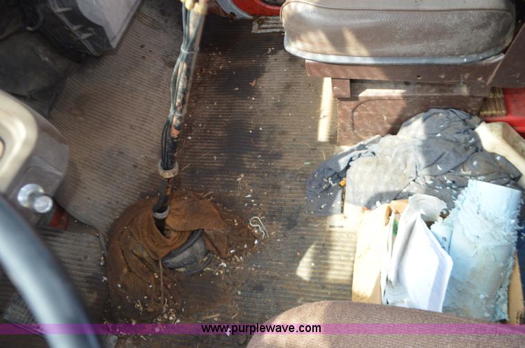 image for item L2788 1979 Ford 800 tree transplanter truck