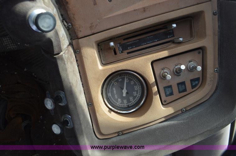 image for item L2788 1979 Ford 800 tree transplanter truck